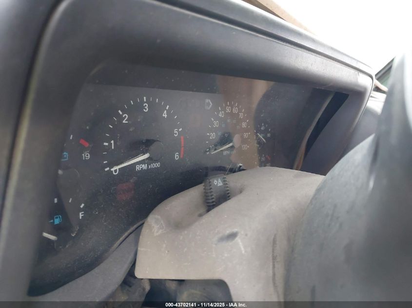 1998 Jeep Wrangler Se VIN: 1J4FY29P7WP716967 Lot: 43702141