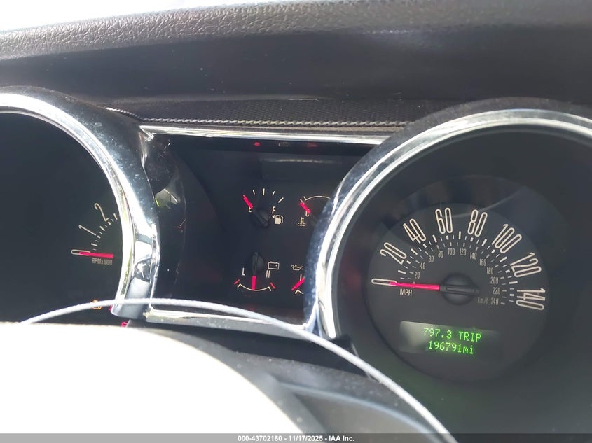 2007 Ford Mustang Gt Deluxe/Gt Premium VIN: 1ZVHT82H375247633 Lot: 43702160