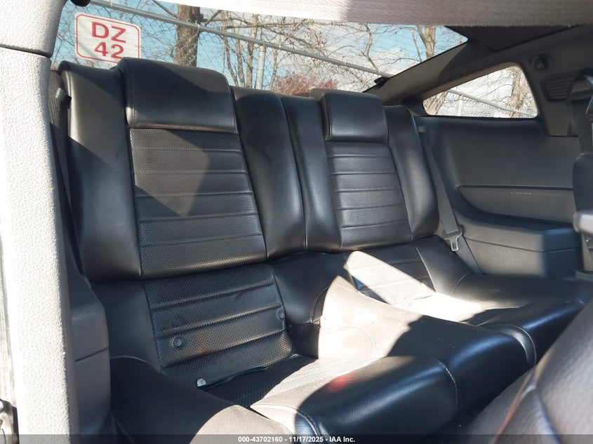 2007 Ford Mustang Gt Deluxe/Gt Premium VIN: 1ZVHT82H375247633 Lot: 43702160