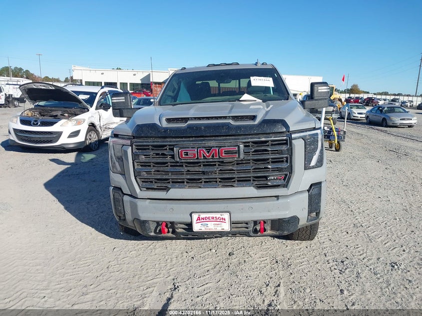 2025 GMC Sierra 2500Hd 4Wd Standard Bed At4 VIN: 1GT4UPEY8SF245786 Lot: 43702166