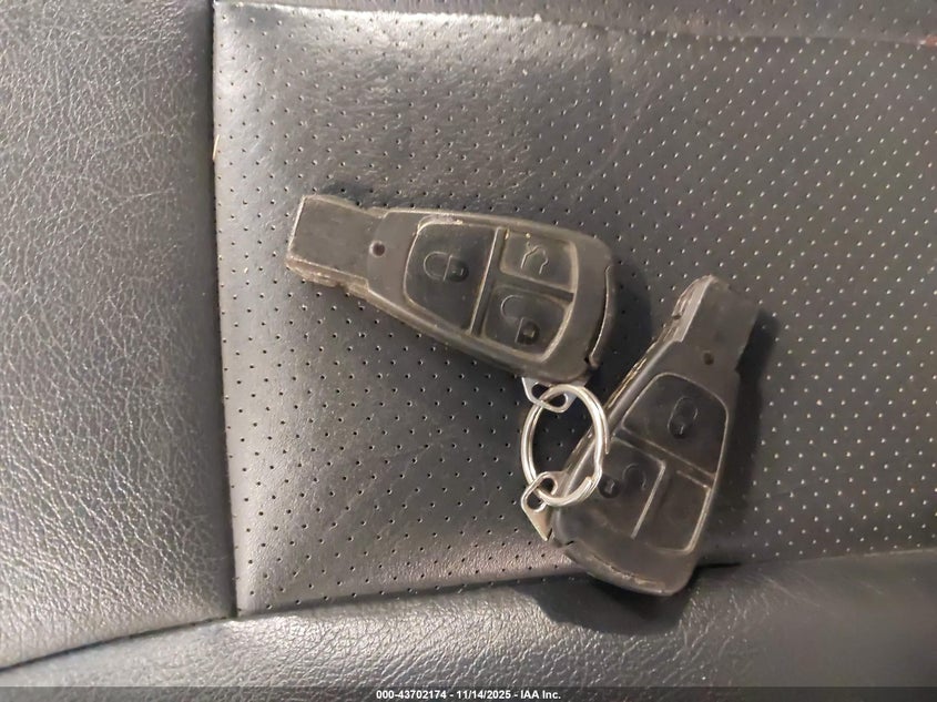 1999 Mercedes-Benz E 320 VIN: WDBJF65H5XA891197 Lot: 43702174