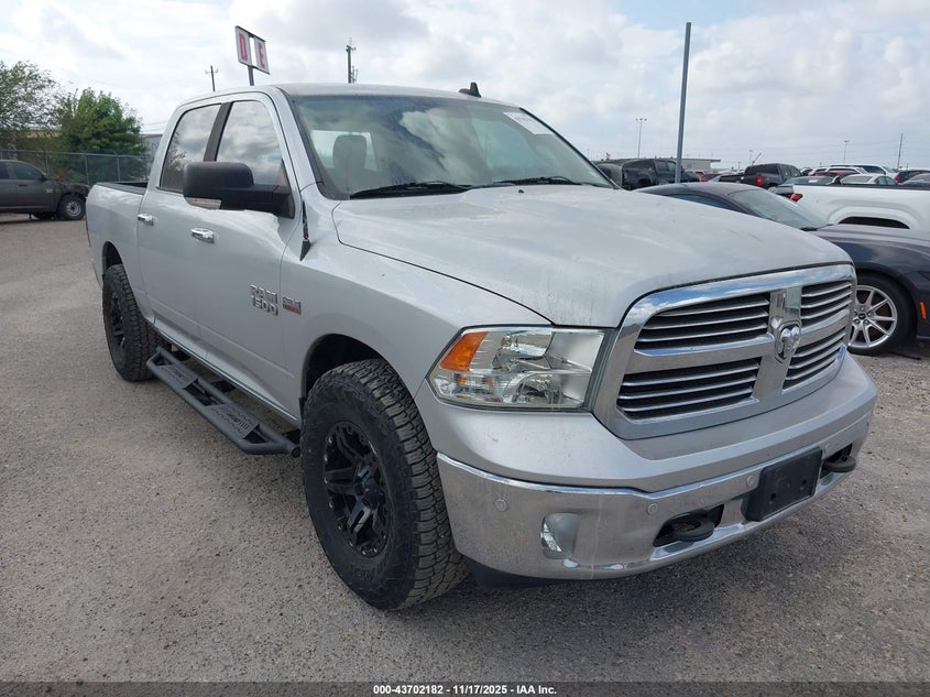 RAM 1500 BIG HORN 4X4 5 7 BOX