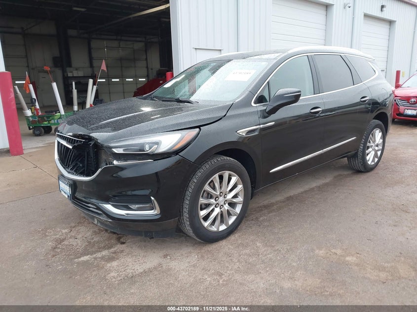2018 Buick Enclave Essence 5GAEVAKW5JJ248658 photo #3