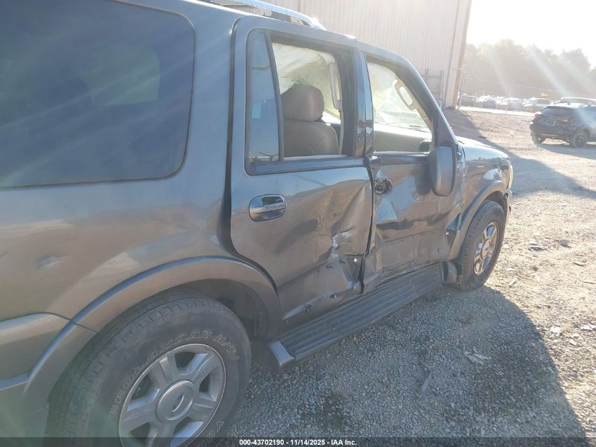 2005 Ford Expedition Limited VIN: 1FMFU20505LA86028 Lot: 43702190