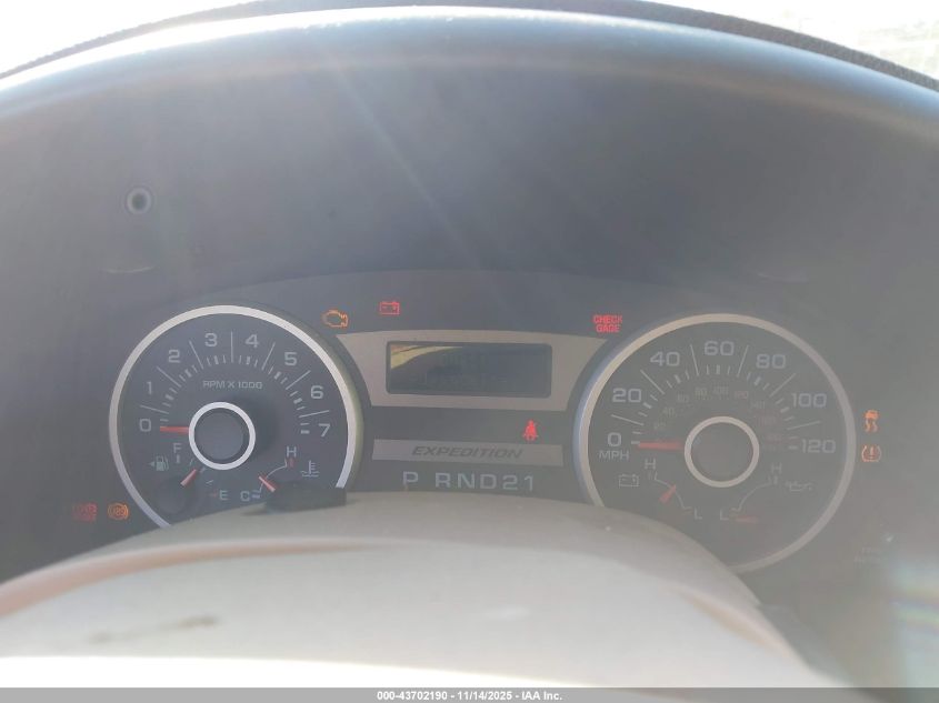 2005 Ford Expedition Limited VIN: 1FMFU20505LA86028 Lot: 43702190