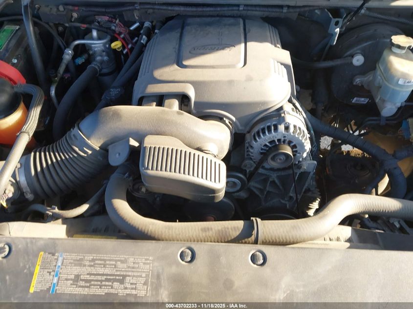 2008 Chevrolet Tahoe Lt VIN: 1GNFK13028J123740 Lot: 43702233