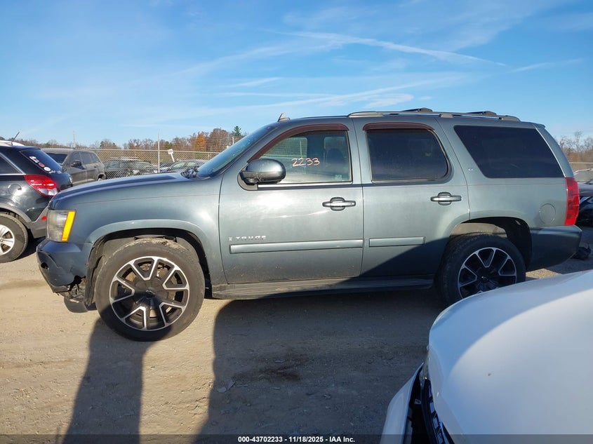 2008 Chevrolet Tahoe Lt VIN: 1GNFK13028J123740 Lot: 43702233