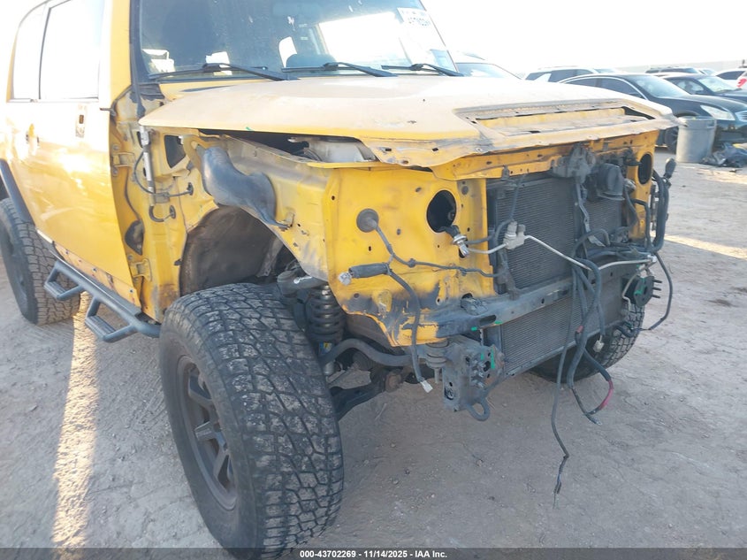 2007 Toyota Fj Cruiser VIN: JTEBU11F870066615 Lot: 43702269