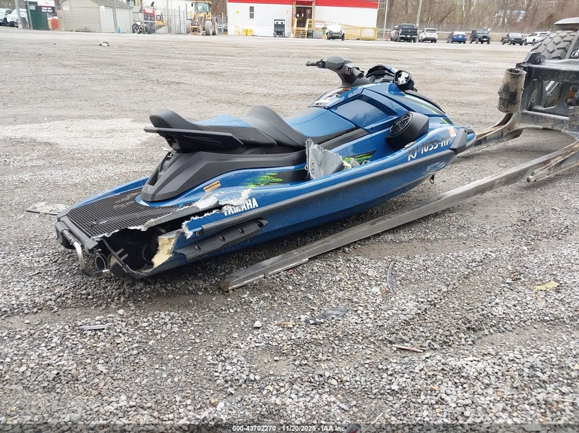 2025 YAMAHA VX CRUISER HO auction photo 4