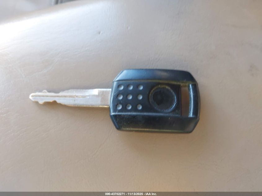 2006 Mercury Mariner Luxury/Premier VIN: 4M2YU57136KJ12222 Lot: 43702271