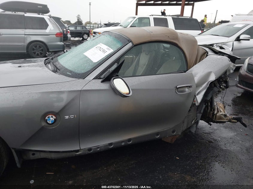 2003 BMW Z4 3.0I VIN: 4USBT53483LT23575 Lot: 43702301