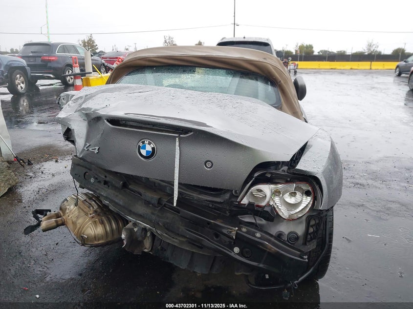 2003 BMW Z4 3.0I VIN: 4USBT53483LT23575 Lot: 43702301
