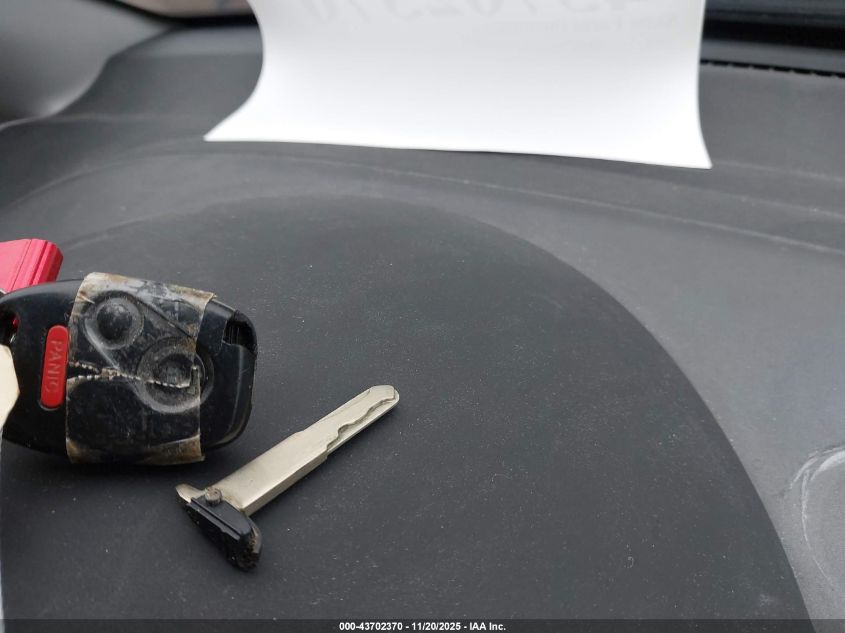 2008 Honda Fit Sport VIN: JHMGD37688S012023 Lot: 43702370