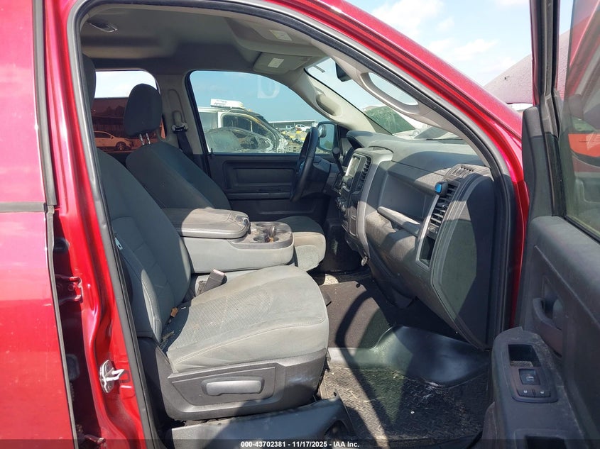 1C6RR6FT9DS643935 2013 RAM 1500 photo no. 5