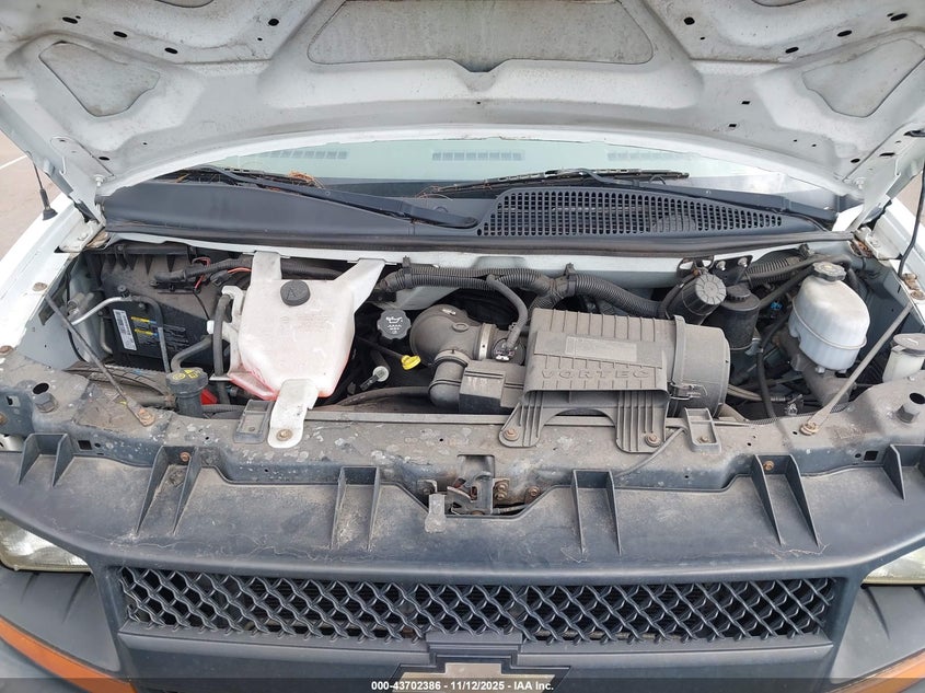 2011 Chevrolet Express 2500 Work Van VIN: 1GCWGFBA7B1155415 Lot: 43702386