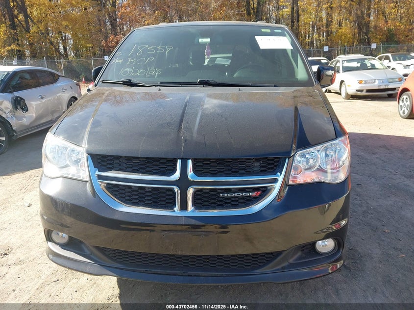 2019 Dodge Grand Caravan Sxt VIN: 2C4RDGCG5KR749463 Lot: 43702456