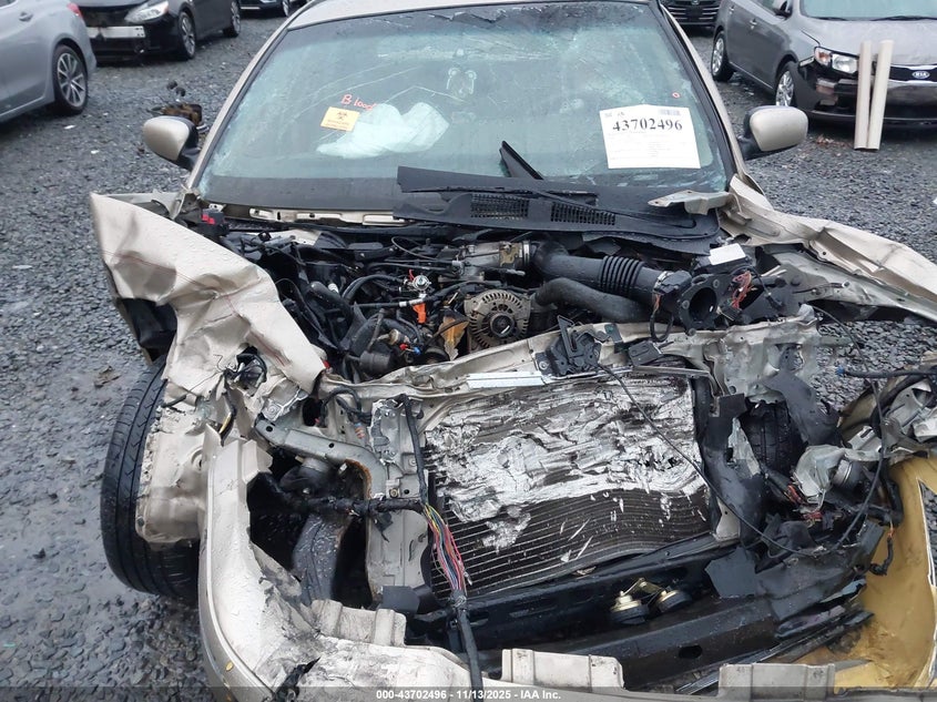 2000 Ford Crown Victoria Lx VIN: 2FAFP74W9YX100422 Lot: 43702496