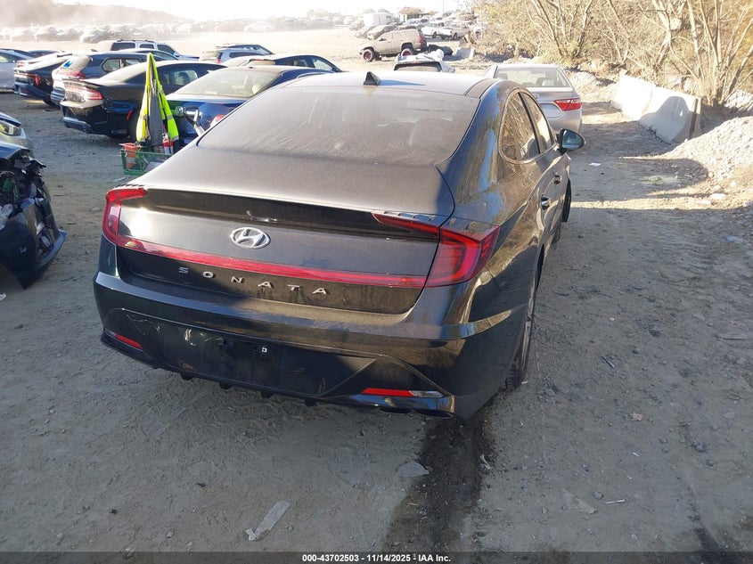 5NPEF4JA0LH036779 2020 HYUNDAI SONATA photo no. 4