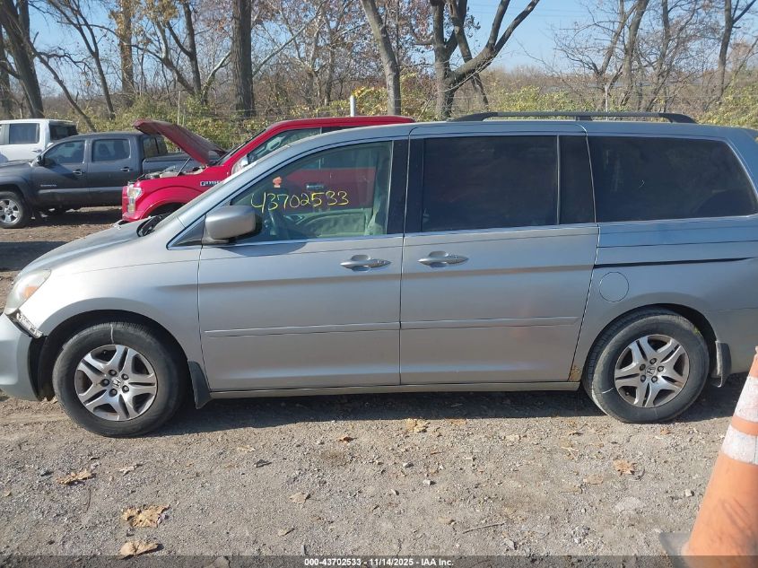 2005 Honda Odyssey Ex VIN: 5FNRL38405B118436 Lot: 43702533