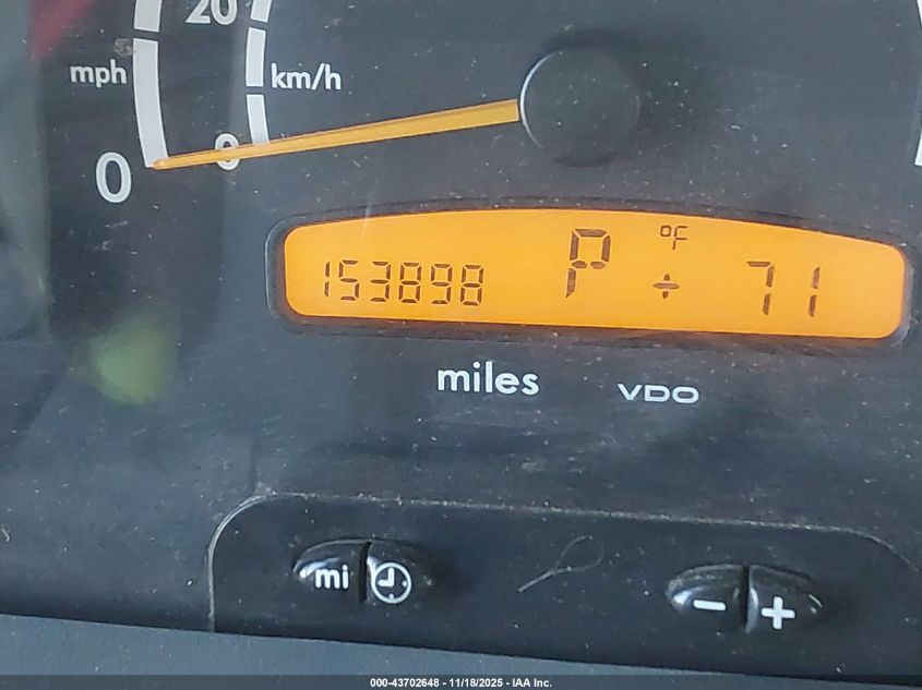 2003 Dodge Sprinter Van 2500 Super High Ceiling VIN: WD2YD742635570943 Lot: 43702648