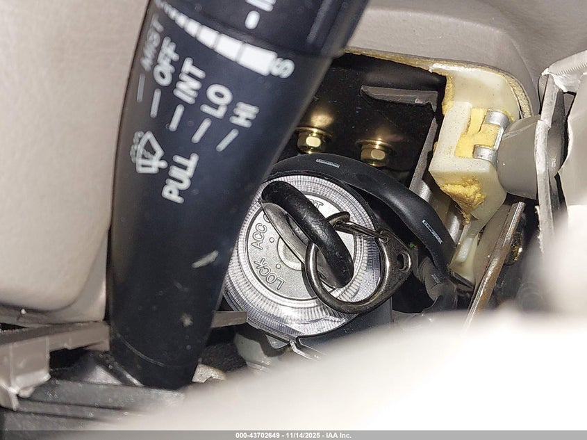 2004 Hyundai Santa Fe Gls/Lx VIN: KM8SC73EX4U646043 Lot: 43702649