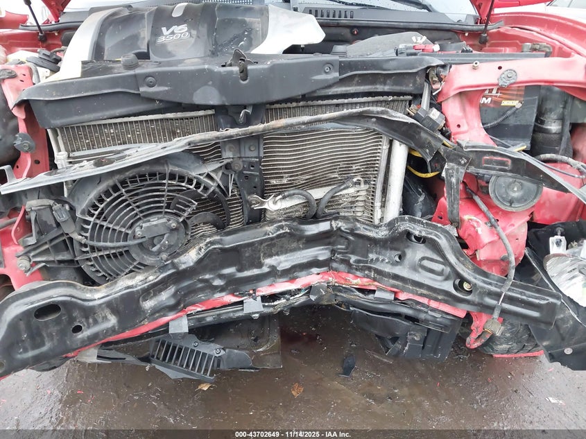 2004 Hyundai Santa Fe Gls/Lx VIN: KM8SC73EX4U646043 Lot: 43702649