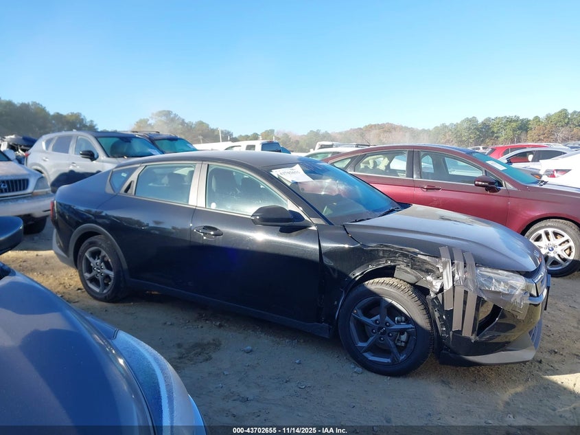 2025 Kia K4 Lxs VIN: 3KPFT4DEXSE035671 Lot: 43702655