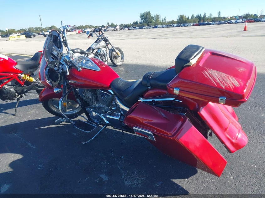 1HFSC52325A209333 2005 HONDA VTX photo no. 3