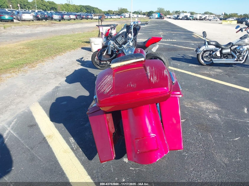 1HFSC52325A209333 2005 HONDA VTX photo no. 6