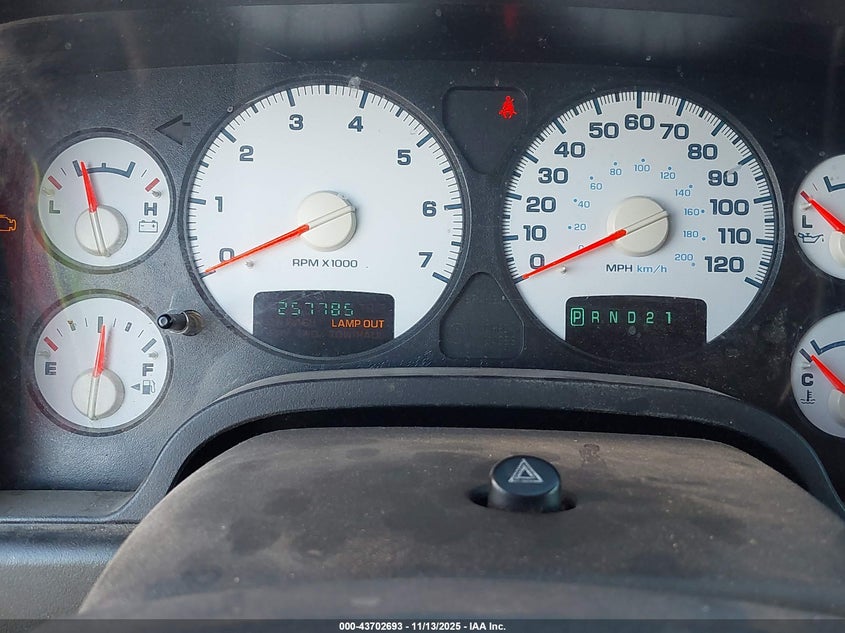 2005 Dodge Ram 1500 Slt/Laramie VIN: 1D7HA18DX5S300949 Lot: 43702693