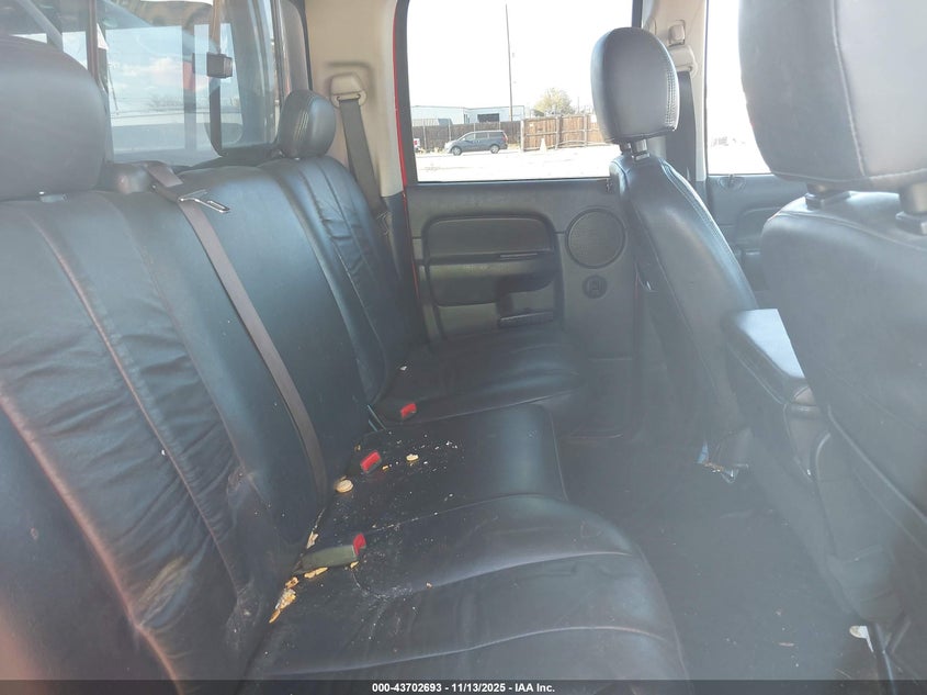 2005 Dodge Ram 1500 Slt/Laramie VIN: 1D7HA18DX5S300949 Lot: 43702693