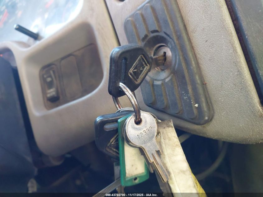 2008 International 4000 4300 VIN: 1HTMMAAN98H645851 Lot: 43702700