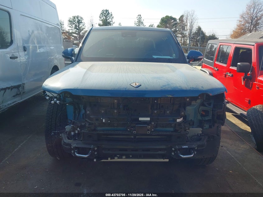 2023 Rivian R1T Adventure Quad Motor Large Pack VIN: 7FCTGAAA1PN017807 Lot: 43702705