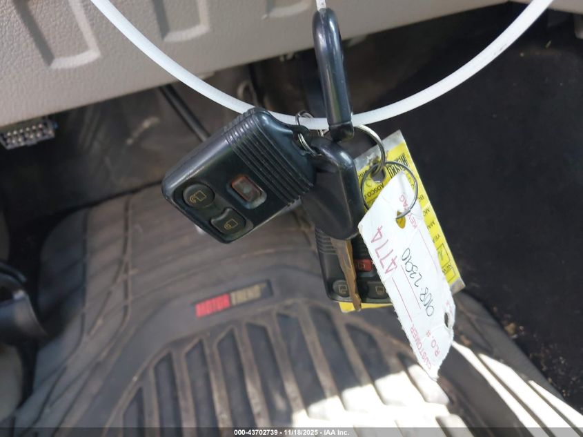 2009 Ford F-250 Fx4 VIN: 1FTSX21549EA86651 Lot: 43702739