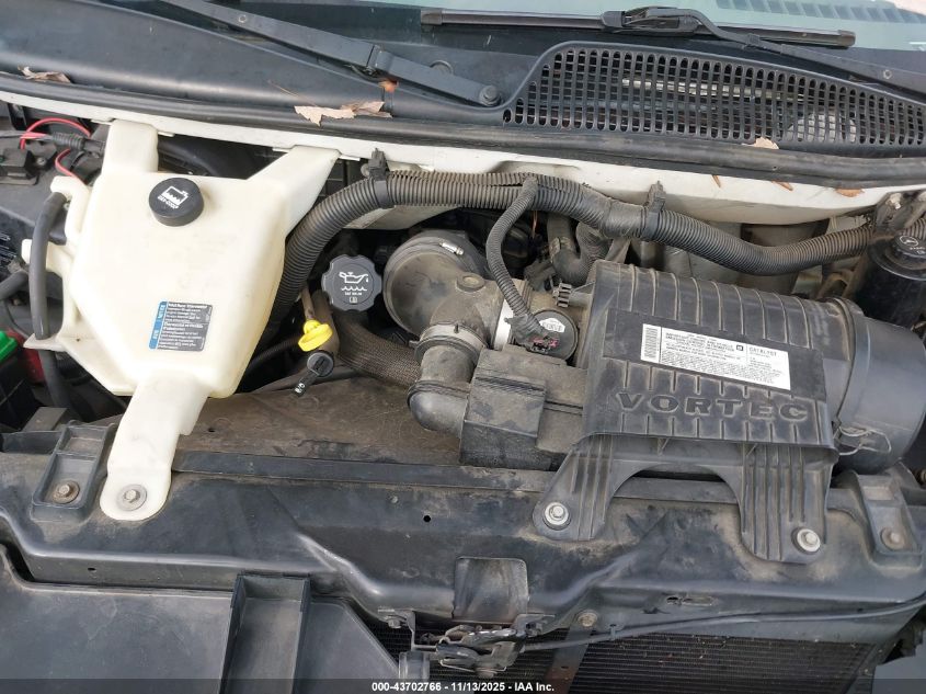 2008 Chevrolet Express Cutaway Work Van VIN: 1GBHG31K781214414 Lot: 43702766