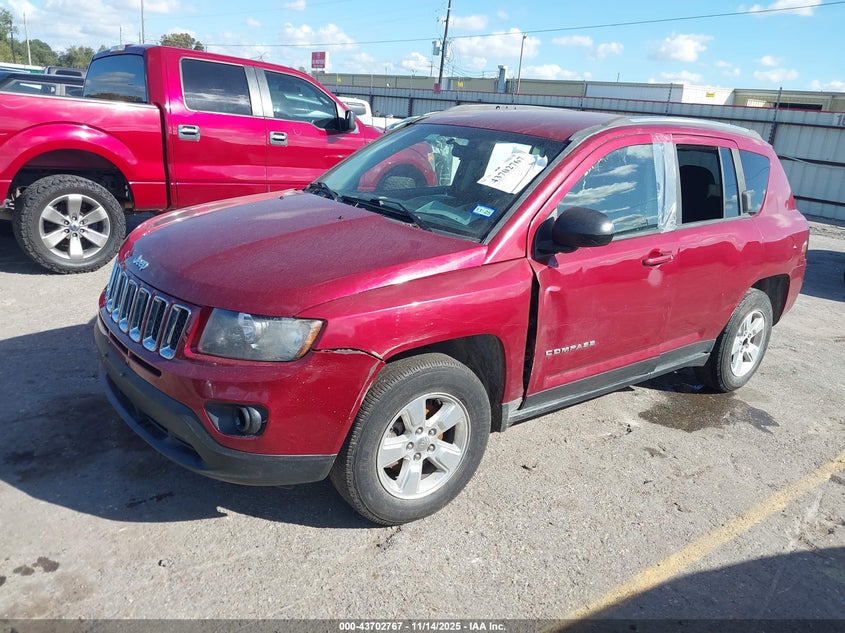 1C4NJCBA3ED742919 2014 JEEP COMPASS photo no. 2