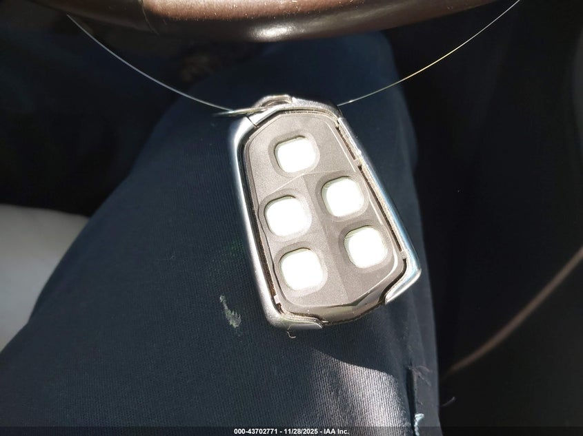 2015 Cadillac Xts Platinum VIN: 2G61S5S35F9274637 Lot: 43702771