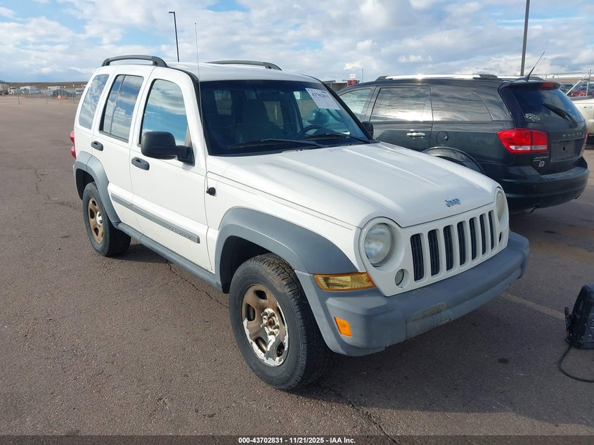 1J4GL48K95W535863 2005 JEEP LIBERTY (NORTH AMERICA) photo no. 13