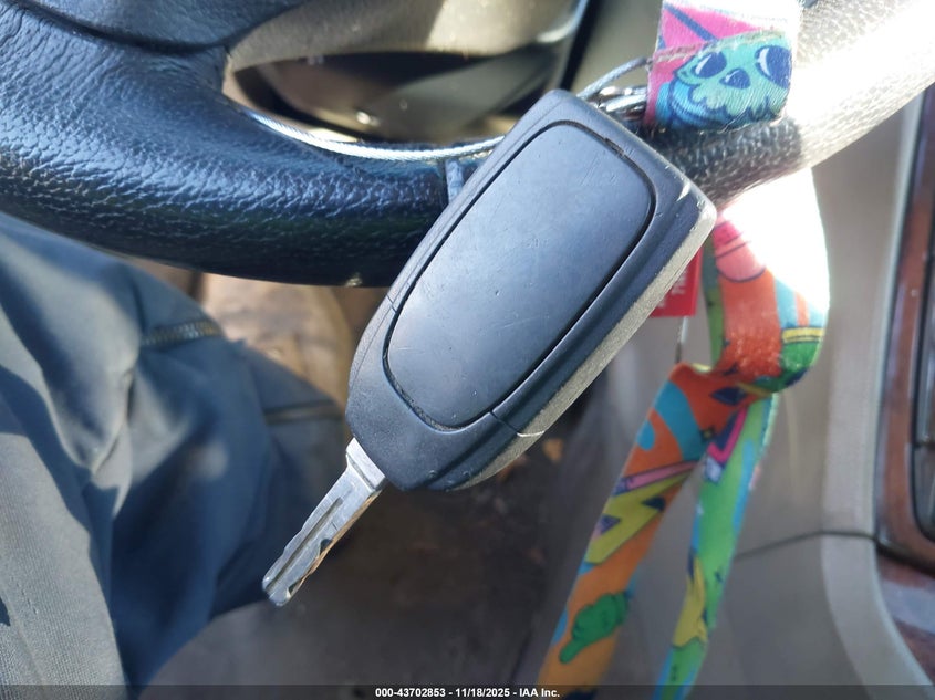 2006 Volvo S60 2.5T VIN: YV1RH592062515542 Lot: 43702853