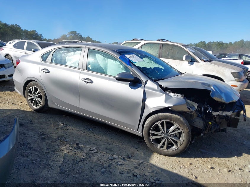 2024 Kia Forte Lxs VIN: 3KPF24AD6RE765876 Lot: 43702873