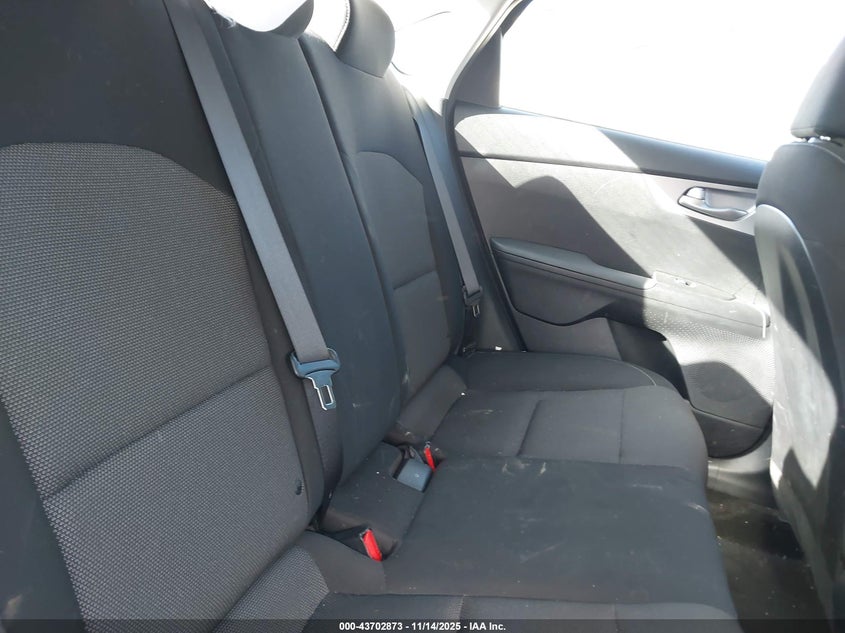 2024 Kia Forte Lxs VIN: 3KPF24AD6RE765876 Lot: 43702873