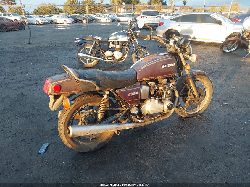 1980 Suzuki Gs850G VIN: GS850121245 Lot: 43702894