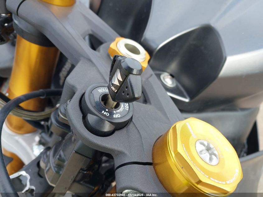 2021 Suzuki Gsx-R1000 R/100Th Anniversary VIN: JS1DM11H8M7100371 Lot: 43702903