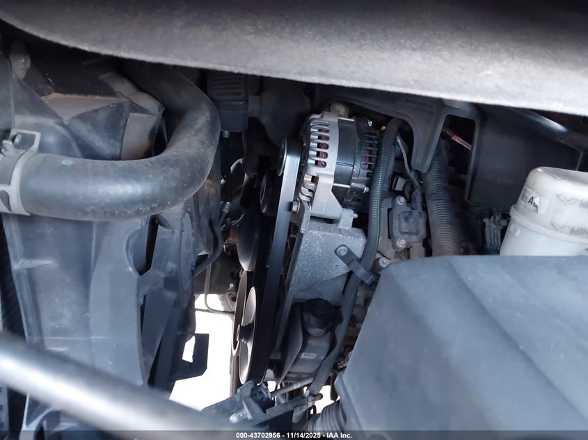 2009 Chevrolet Tahoe Ls VIN: 1GNFC13C79R153827 Lot: 43702956