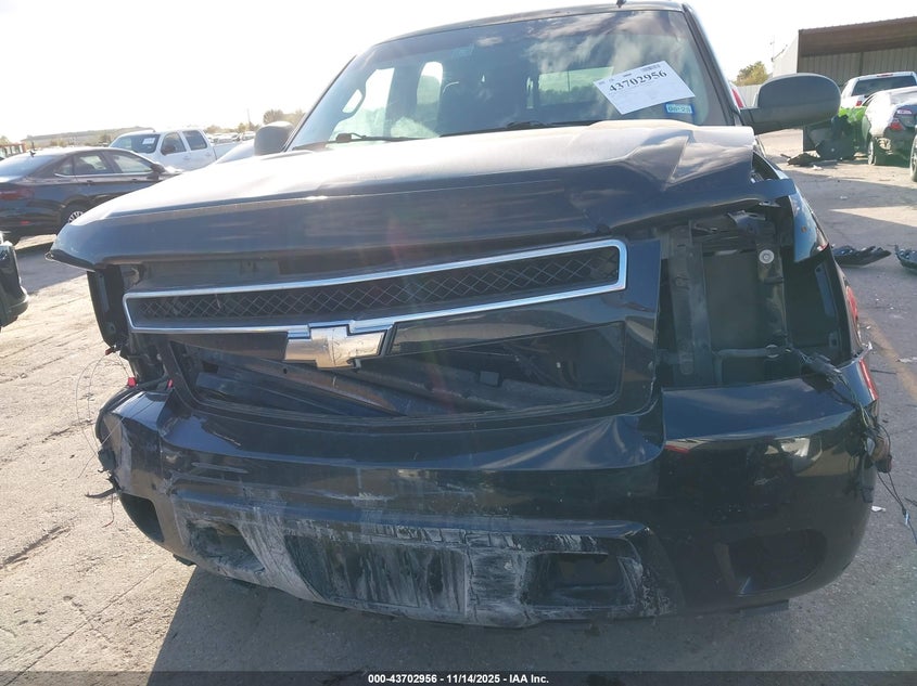 2009 Chevrolet Tahoe Ls VIN: 1GNFC13C79R153827 Lot: 43702956