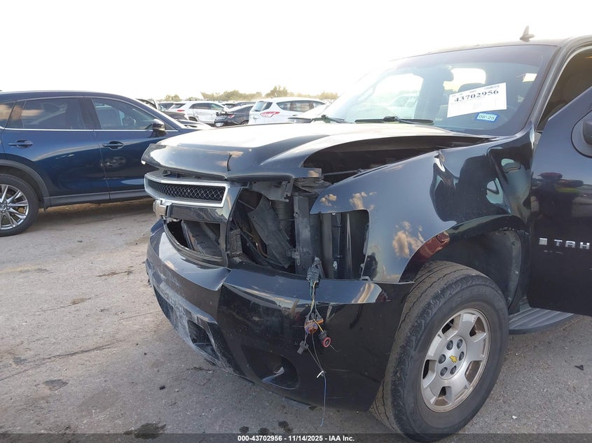 2009 Chevrolet Tahoe Ls VIN: 1GNFC13C79R153827 Lot: 43702956