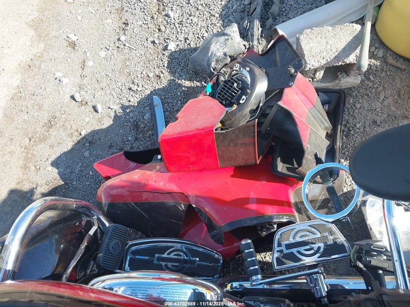 2010 Harley-Davidson Flhtcu VIN: 1HD1FC41XAB637019 Lot: 43702989