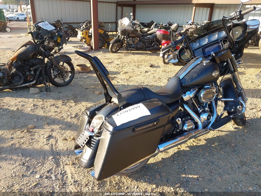 1HD1KRP16NB639334 2022 HARLEY-DAVIDSON STREET GLIDE photo no. 4