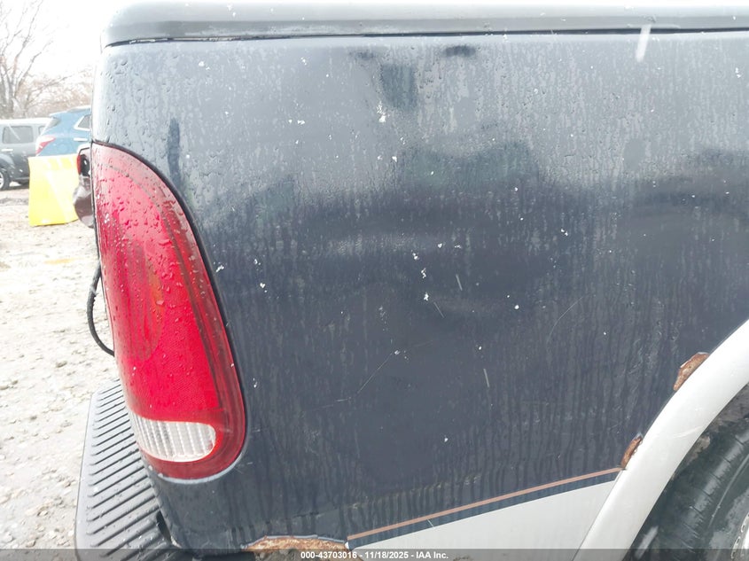 2000 Ford F-150 Lariat/Work Series/Xl/Xlt VIN: 1FTRX17L1YNA50154 Lot: 43703016