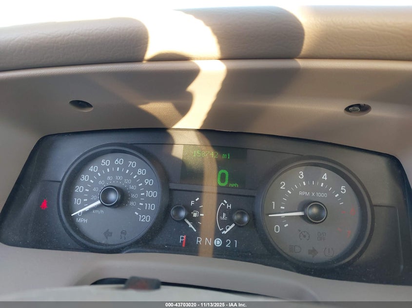 2007 Mercury Grand Marquis Ls VIN: 2MEFM75V17X627134 Lot: 43703020